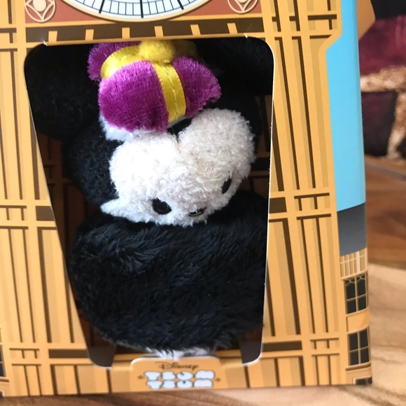 NEW- Disney London Tsum Mickey Minnie Big Ben - Picture 2 of 7